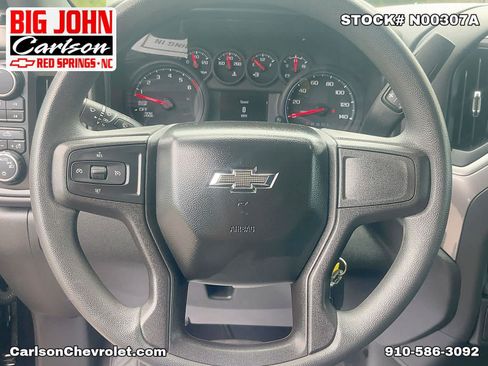 Used 2021 Chevrolet Silverado 1500 Custom Trail Boss AWD/4WD image 17