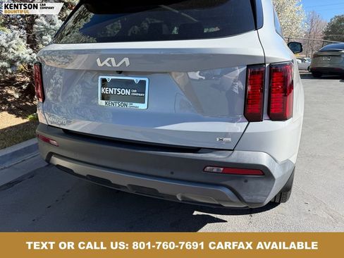 Used 2023 Kia Sorento S w/ Panoramic Sunroof Package AWD/4WD image 36