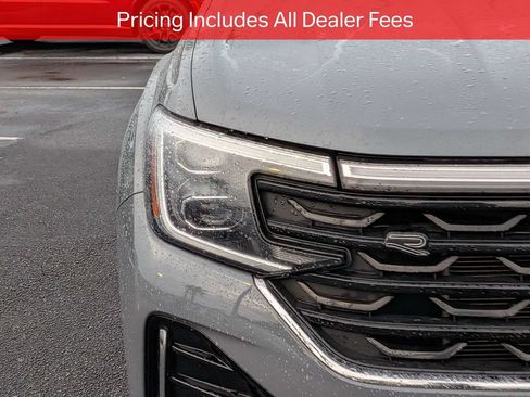 Used 2024 Volkswagen Atlas Cross Sport SEL Premium R-Line AWD/4WD image 10