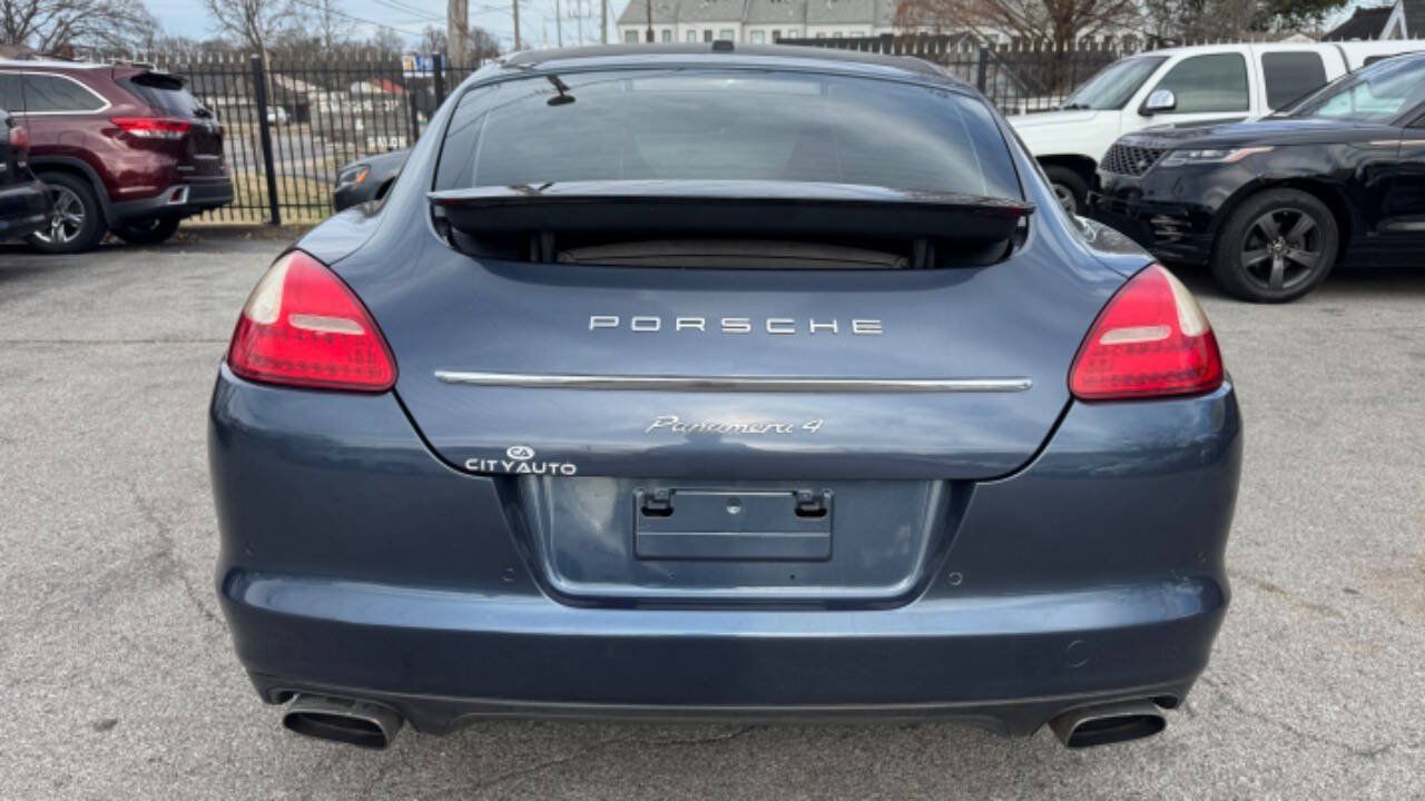 Used 2011 Porsche Panamera RWD image 7
