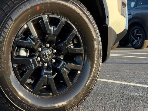 New 2026 Nissan Frontier SV image 36