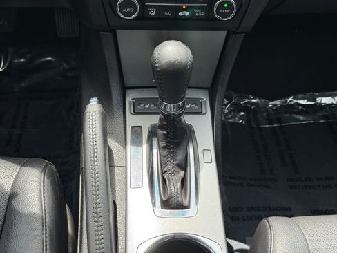 Used 2013 Acura ILX w/ Premium Package FWD image 13