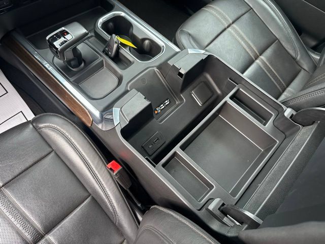 Certified 2022 Chevrolet Silverado 1500 High Country w/ Z71 Off-Road Package AWD/4WD image 27