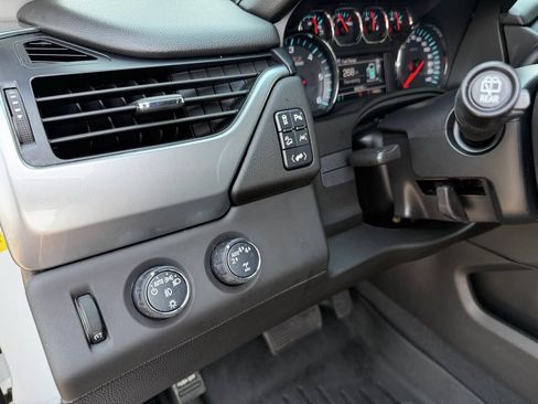 Used 2019 Chevrolet Suburban LT w/ Off-Road Package AWD/4WD image 13