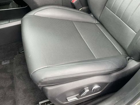 Used 2025 Hyundai Santa Fe XRT image 15