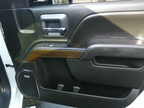 Used 2018 GMC Sierra 3500 Denali w/ Duramax Plus Package image 21