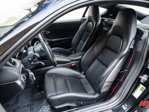 Used 2017 Porsche 718 Cayman image 4