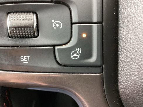 Used 2022 Chevrolet Tahoe RST w/ Sport Performance Package image 34