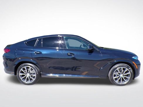 Used 2024 BMW X6 xDrive40i w/ Premium Package AWD/4WD image 5