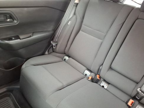 Used 2025 Nissan Rogue S FWD image 16