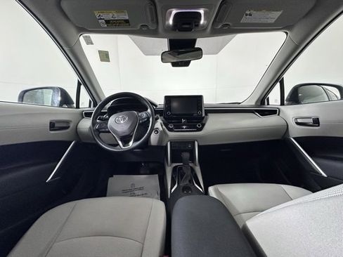 Used 2022 Toyota Corolla Cross LE image 16