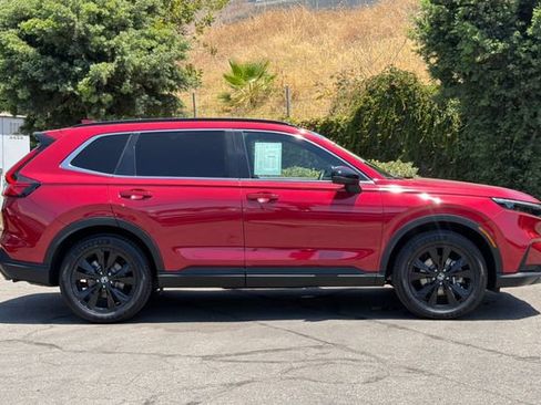 Used 2023 Honda CR-V Sport Touring image 3