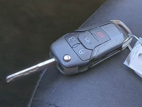 Used 2013 Ford Fusion SE image 36