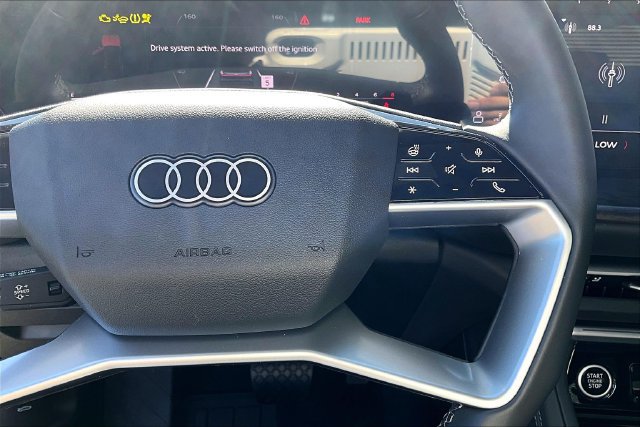 Used 2025 Audi Q5 Premium w/ Convenience Package AWD/4WD image 12