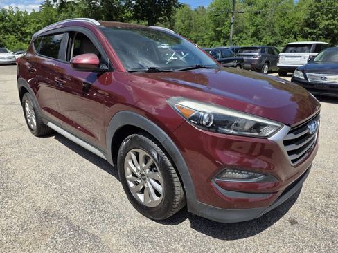 Used 2017 Hyundai Tucson SE w/ SE Popular Package 02 FWD image 8
