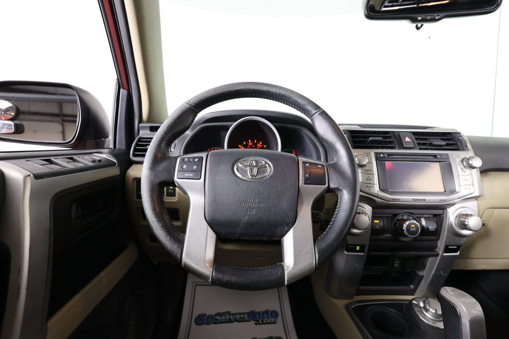 Used 2013 Toyota 4Runner SR5 w/ Premium Pkg AWD/4WD image 29