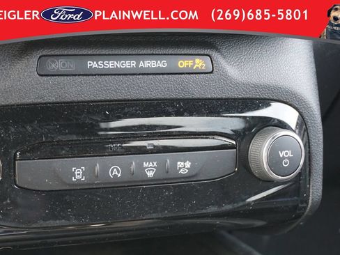 Used 2024 Ford Escape ST-Line w/ Tech Pack #1 AWD/4WD image 23