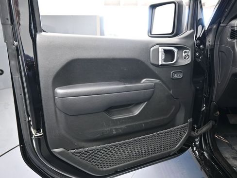 Used 2024 Jeep Wrangler Sport S image 15