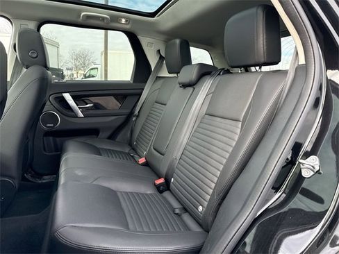 Used 2023 Land Rover Discovery Sport S image 23