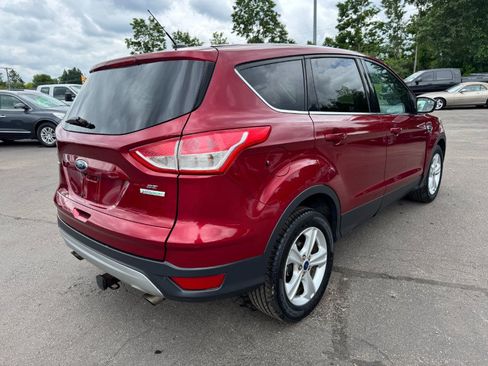 Used 2016 Ford Escape SE w/ SE Cold Weather Package FWD image 5