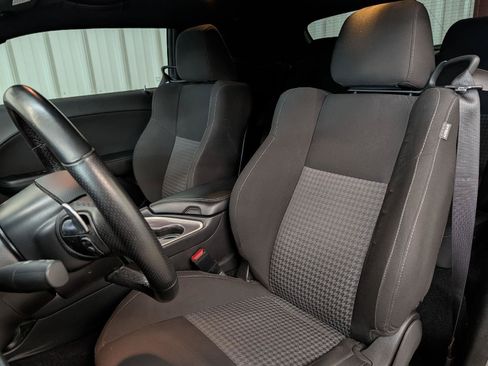 Used 2022 Dodge Challenger R/T w/ Blacktop Package RWD image 2