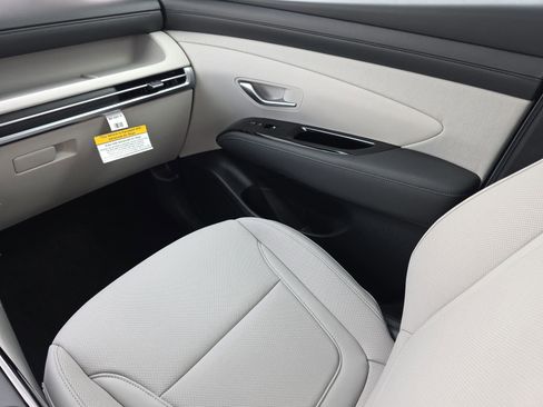 New 2026 Hyundai Tucson Limited image 14