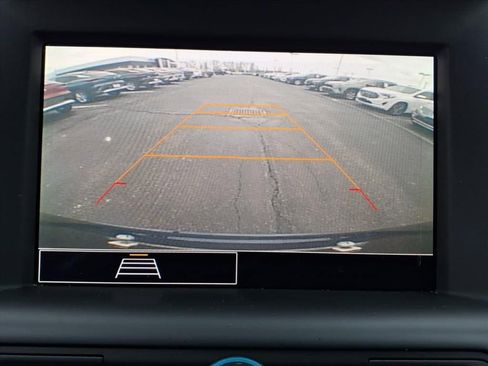 Certified 2022 GMC Terrain SLE image 10