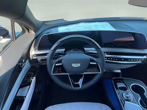 New 2026 Cadillac Lyriq Luxury image 14