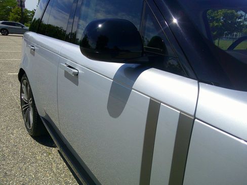 Used 2023 Land Rover Range Rover SE AWD/4WD image 18
