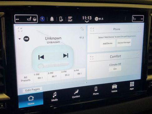 Used 2024 Chrysler Pacifica Touring-L FWD image 19