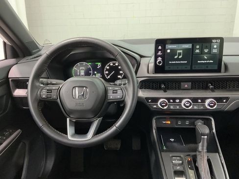 Certified 2026 Honda CR-V Sport image 9