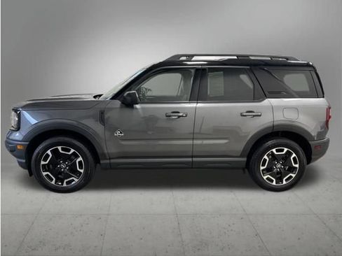Used 2022 Ford Bronco Sport Outer Banks w/ Tech Package AWD/4WD image 2
