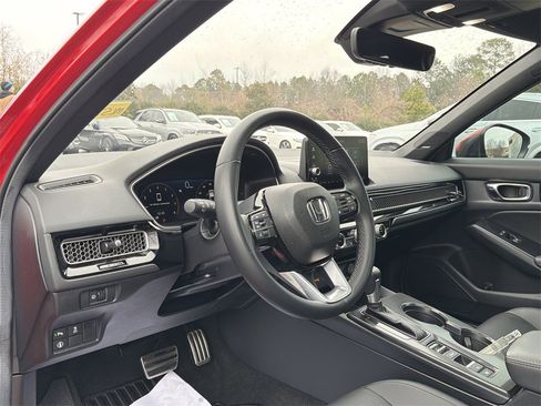 Used 2024 Honda Civic Sport Touring image 10