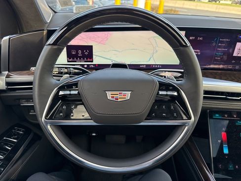 Used 2025 Cadillac Escalade Sport Platinum w/ LPO, Floor Liner Package image 68