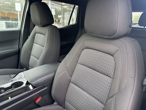 Used 2025 Chevrolet Equinox LT w/ Midnight Edition image 11