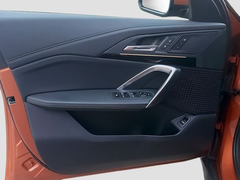 Used 2025 BMW X2 xDrive28i image 22