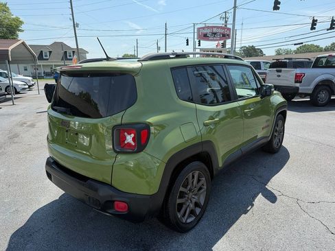 Used 2016 Jeep Renegade 75th Anniversary FWD image 4