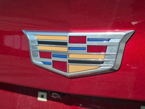 Used 2023 Cadillac XT4 Luxury w/ Driver Awareness Package FWD image 30