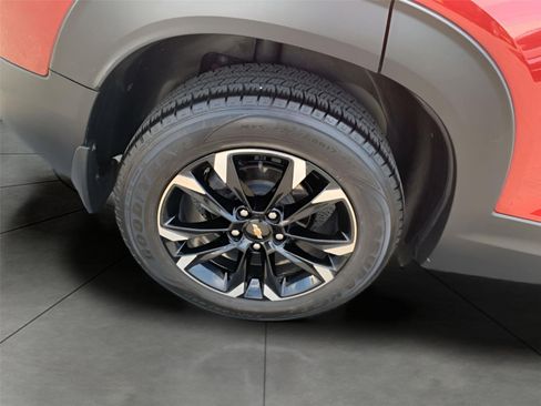 Used 2022 Chevrolet TrailBlazer LT AWD/4WD image 22
