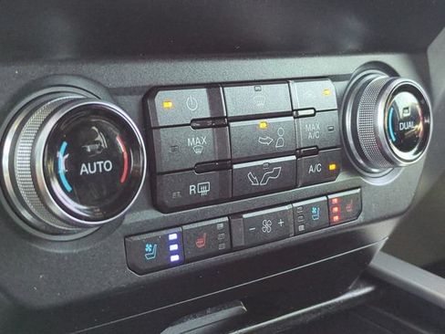 Used 2019 Ford F150 Platinum w/ Equipment Group 701A Luxury AWD/4WD image 20