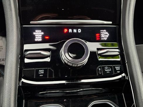 Used 2023 Jeep Grand Cherokee Trailhawk w/ Luxury Tech Group III AWD/4WD image 30