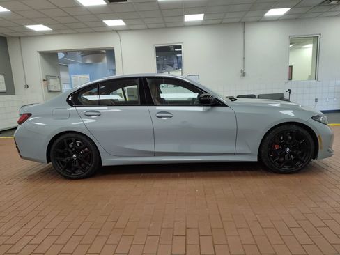 Used 2026 BMW 330i Sedan w/ M Sport Package RWD image 7