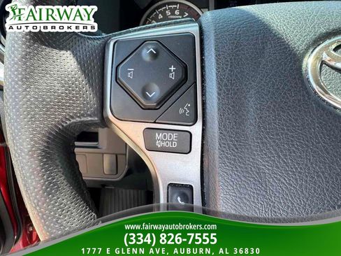 Used 2017 Toyota Tacoma SR5 w/ Tow Package image 17