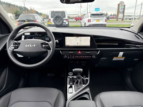 New 2026 Kia Niro EX image 17