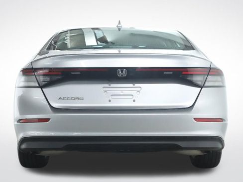 Used 2025 Honda Accord LX image 44