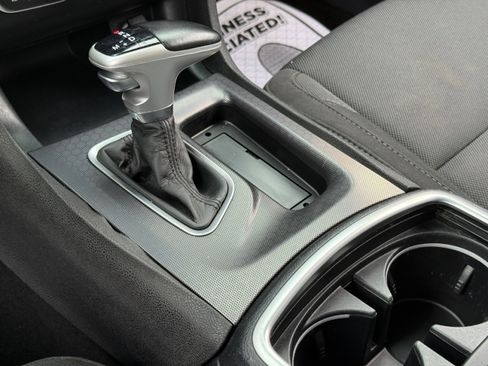 Used 2018 Dodge Charger SXT Plus image 16