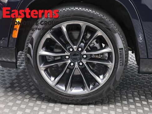 Used 2025 Jeep Grand Wagoneer Series II Obsidian w/ Quick Order Packagew 28T AWD/4WD image 38