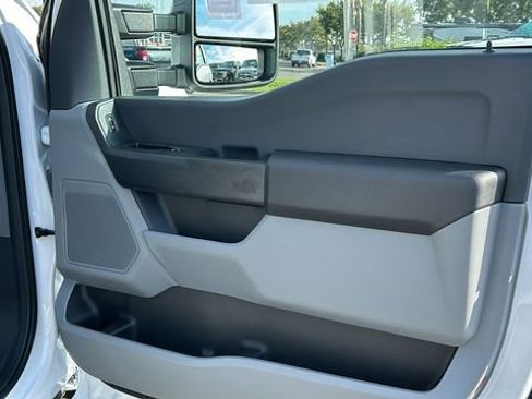 New 2025 Ford F550 2WD Regular Cab Super Duty image 18