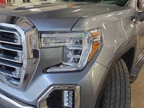 Used 2022 GMC Sierra 1500 SLT w/ SLT Premium Package AWD/4WD image 29