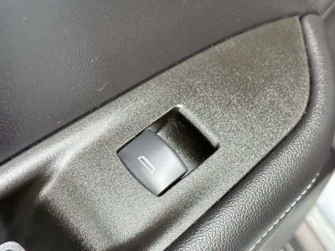 Used 2023 Chevrolet Blazer LT w/ Convenience Package image 30